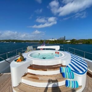 8399625_20220818125028212_1_XLARGE-1